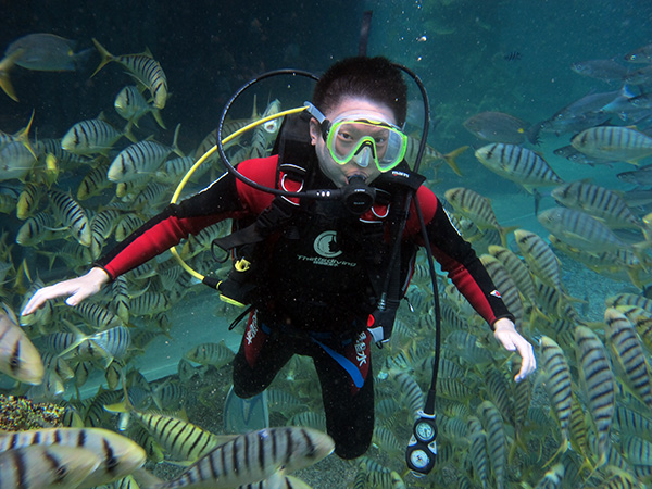 什么叫水肺潛水？