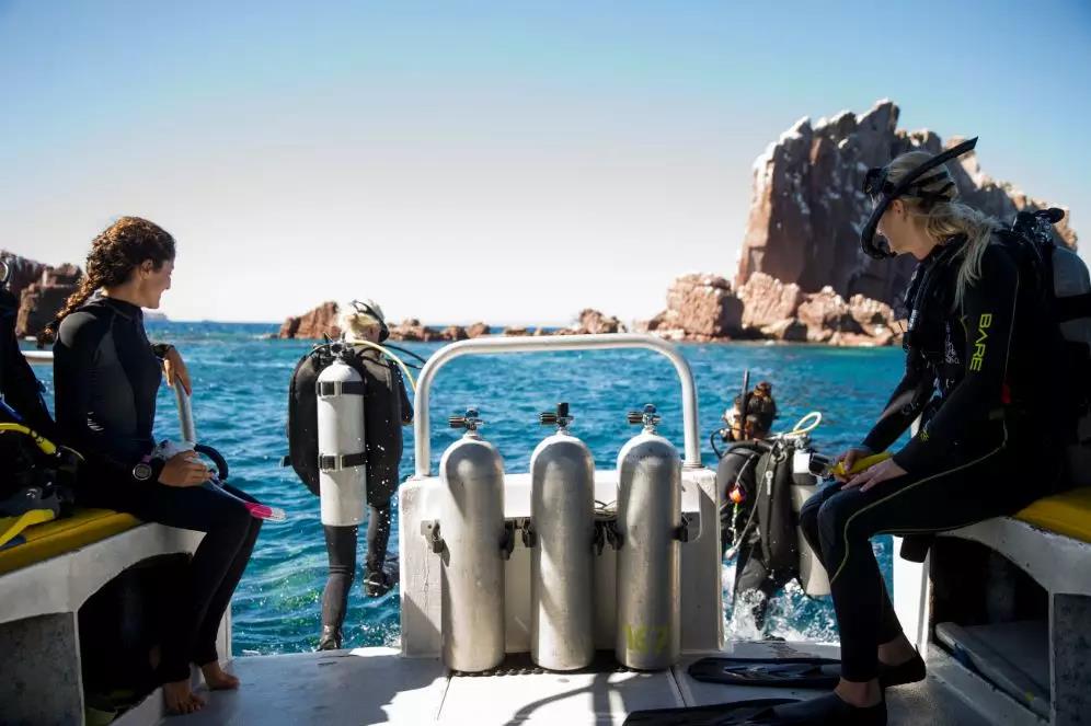 原來(lái)你是這樣的潛水員妹子！